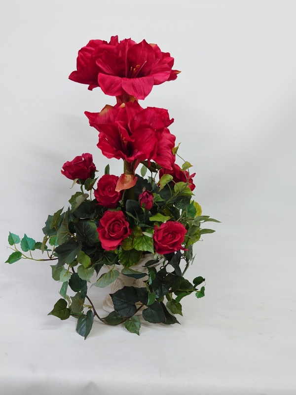 アマリリスと赤バラのアレンジ